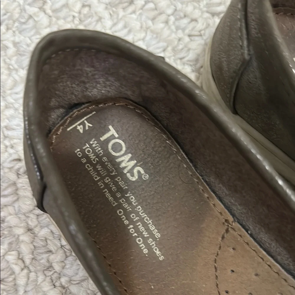 Toms Gray Moccasins Slip-On Shoes